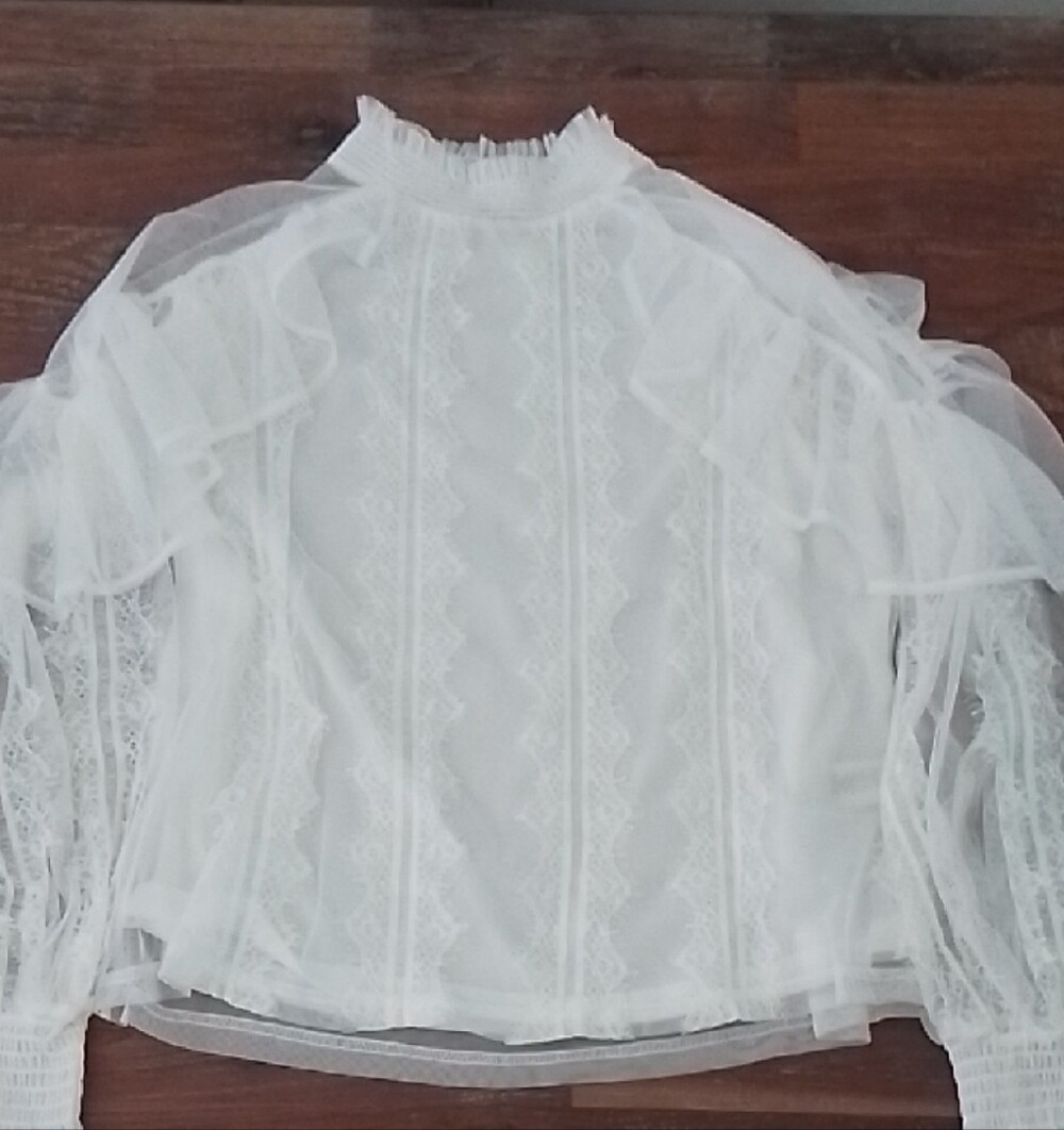 NWT Ultra Pink White Lace Ruffle High-Neck Blouse